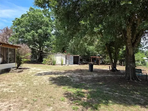 124 E F Street Frostproof FL 33843