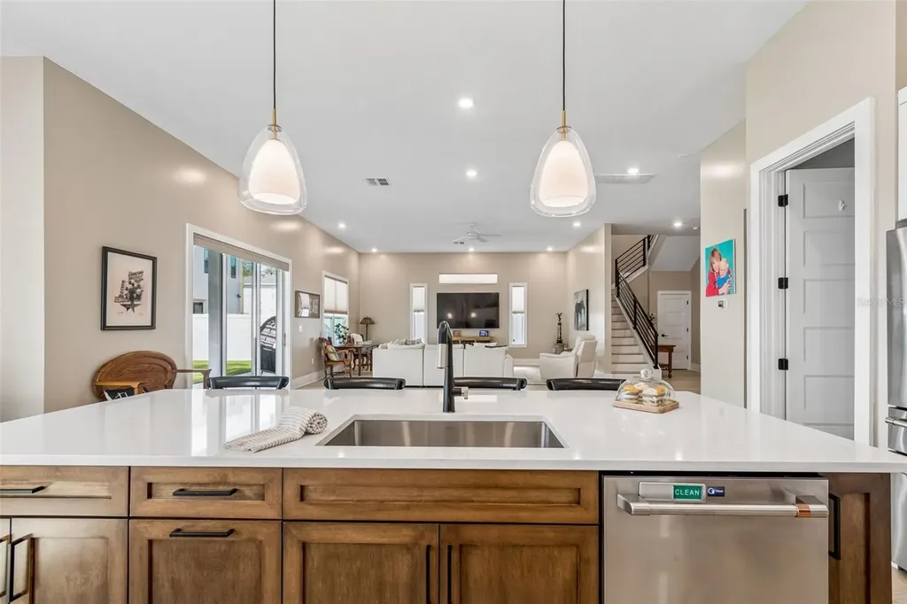 4022 W Bay To Bay Boulevard Tampa FL 33629