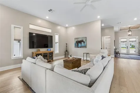 4022 W Bay To Bay Boulevard Tampa FL 33629