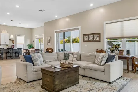 4022 W Bay To Bay Boulevard Tampa FL 33629