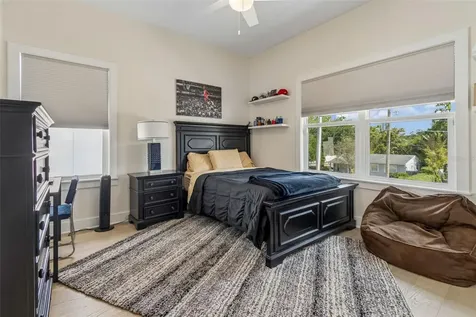 4022 W Bay To Bay Boulevard Tampa FL 33629