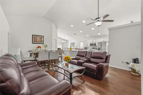 638 Pine Cone Drive Davenport FL 33897
