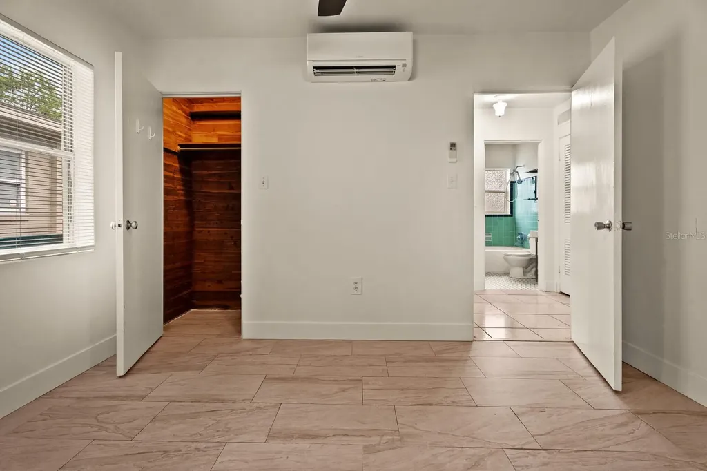 1008 - 1014 E Central Boulevard Orlando FL 32801