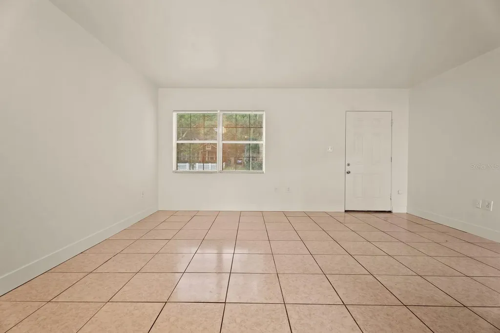 1008 - 1014 E Central Boulevard Orlando FL 32801