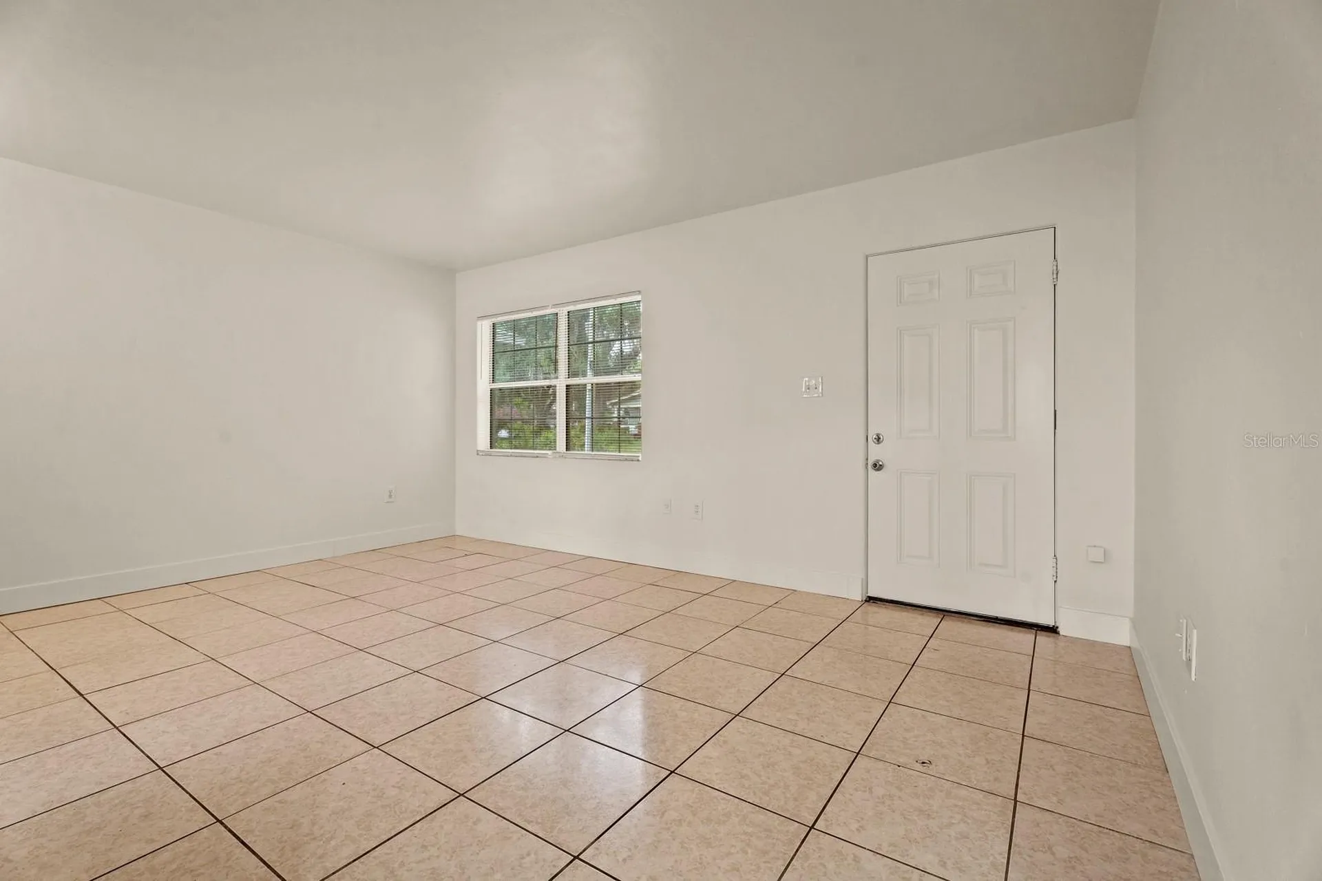 1008 - 1014 E Central Boulevard Orlando FL 32801
