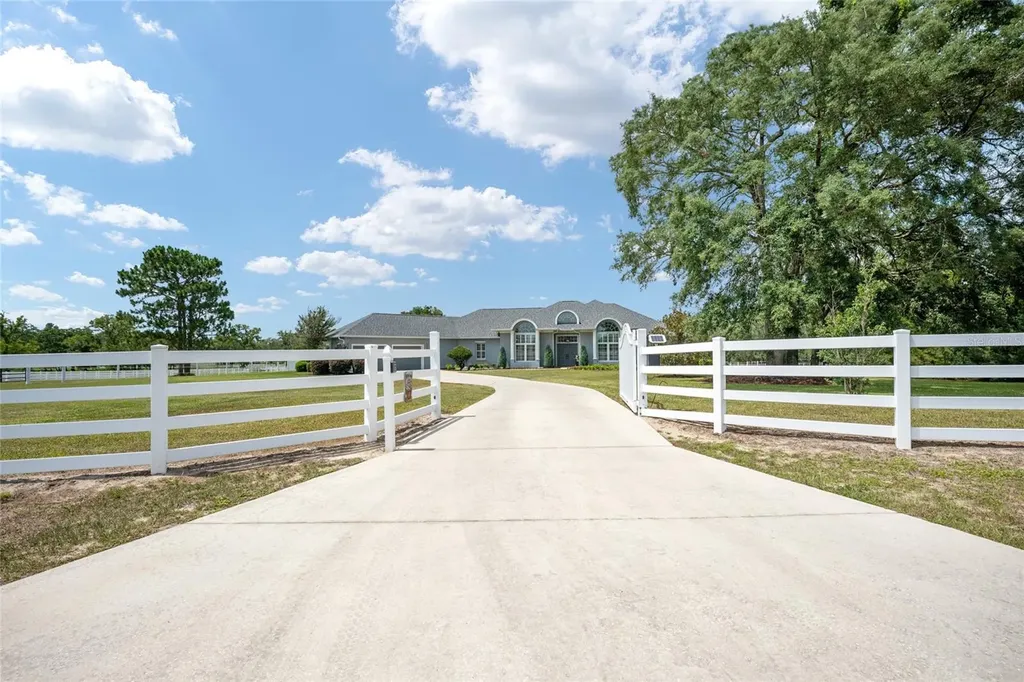 10516 SW 27th Avenue Ocala FL 34476