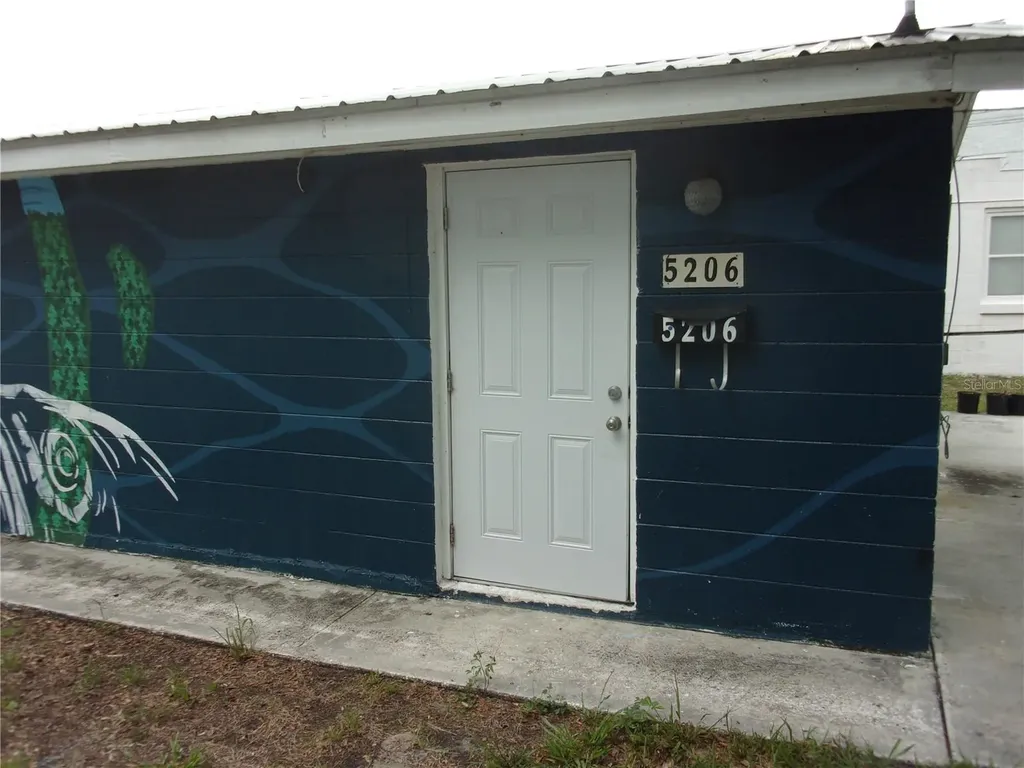 5206 7th Street Zephyrhills FL 33542