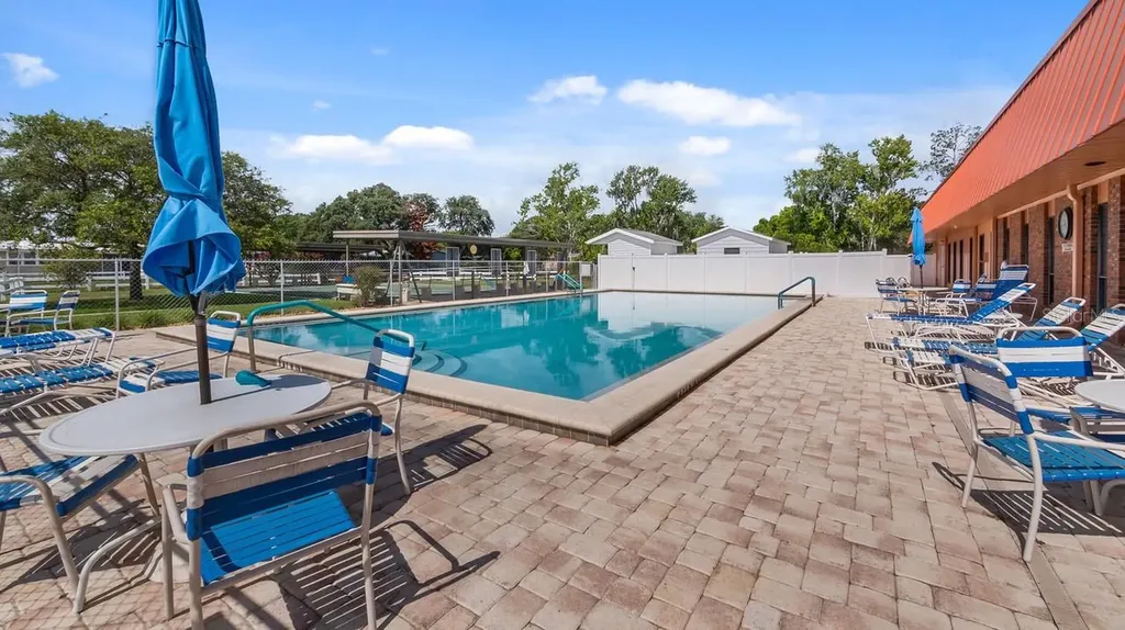 3109 Manatee Road Tavares FL 32778