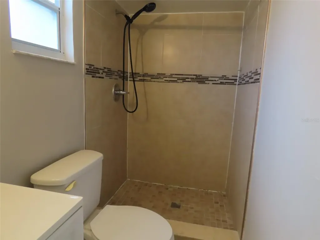1660 S Jefferson Avenue Clearwater FL 33756