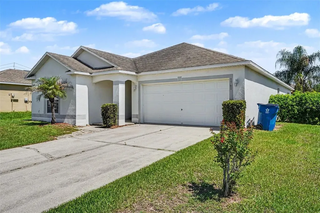 1761 Eagle Pines Circle Eagle Lake FL 33839