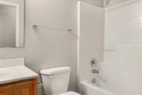 1761 Eagle Pines Circle Eagle Lake FL 33839