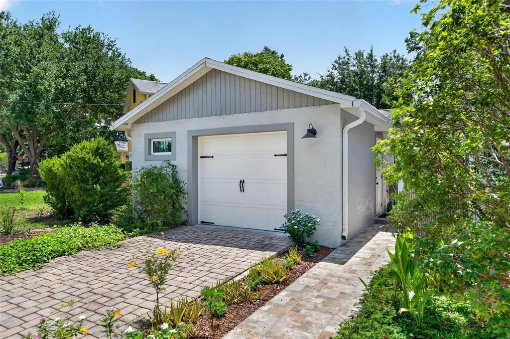 633 Buckminster Circle Orlando FL 32803