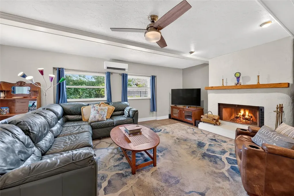 633 Buckminster Circle Orlando FL 32803