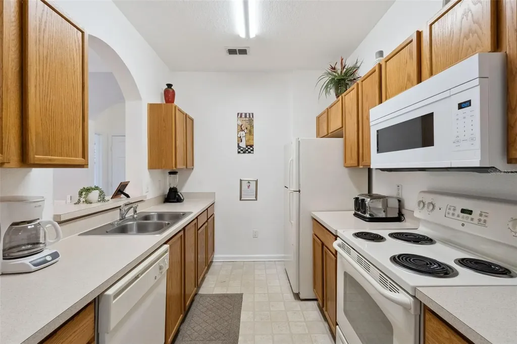 2785 Almaton Loop Kissimmee FL 34747