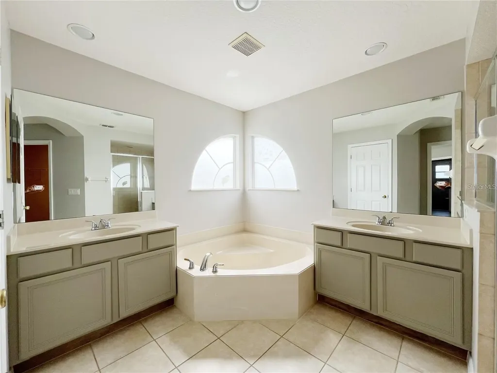 12860 Hunters Vista Boulevard Orlando FL 32837