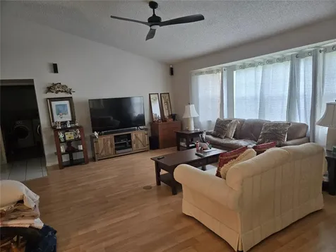 5506 Prince Charles Lane Leesburg FL 34748