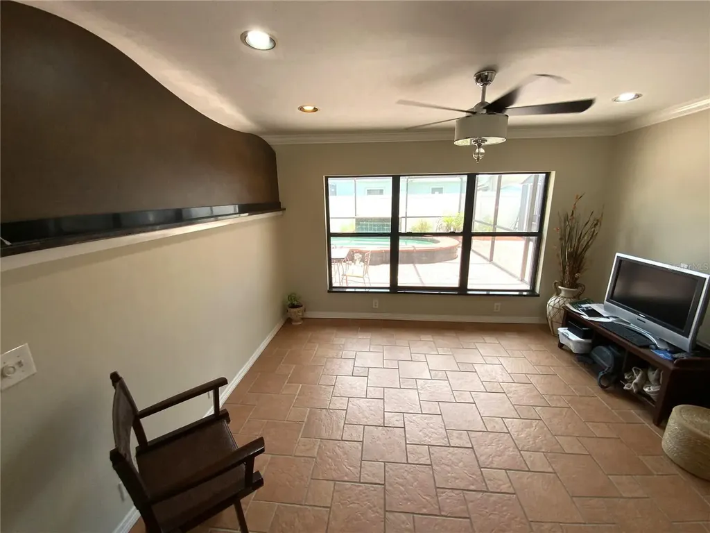 5944 51st Avenue N Kenneth City FL 33709