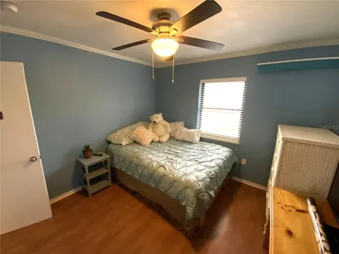 5944 51st Avenue N Kenneth City FL 33709