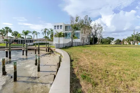 5102 W Longfellow Avenue Tampa FL 33629