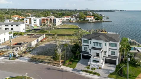 5102 W Longfellow Avenue Tampa FL 33629