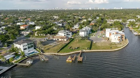 5102 W Longfellow Avenue Tampa FL 33629