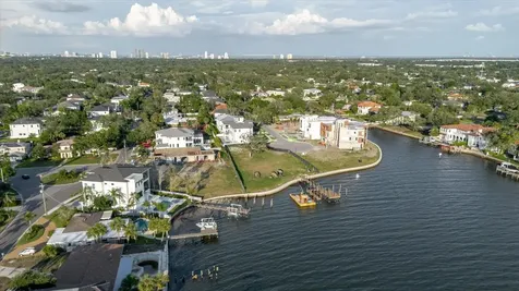 5102 W Longfellow Avenue Tampa FL 33629