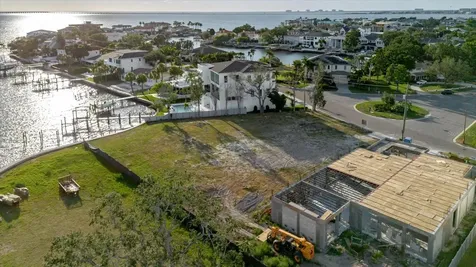5102 W Longfellow Avenue Tampa FL 33629