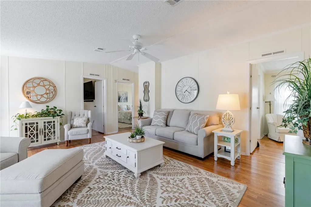 2611 Vindale Road Tavares FL 32778