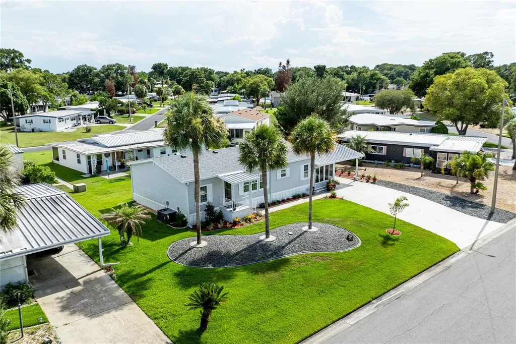 2611 Vindale Road Tavares FL 32778