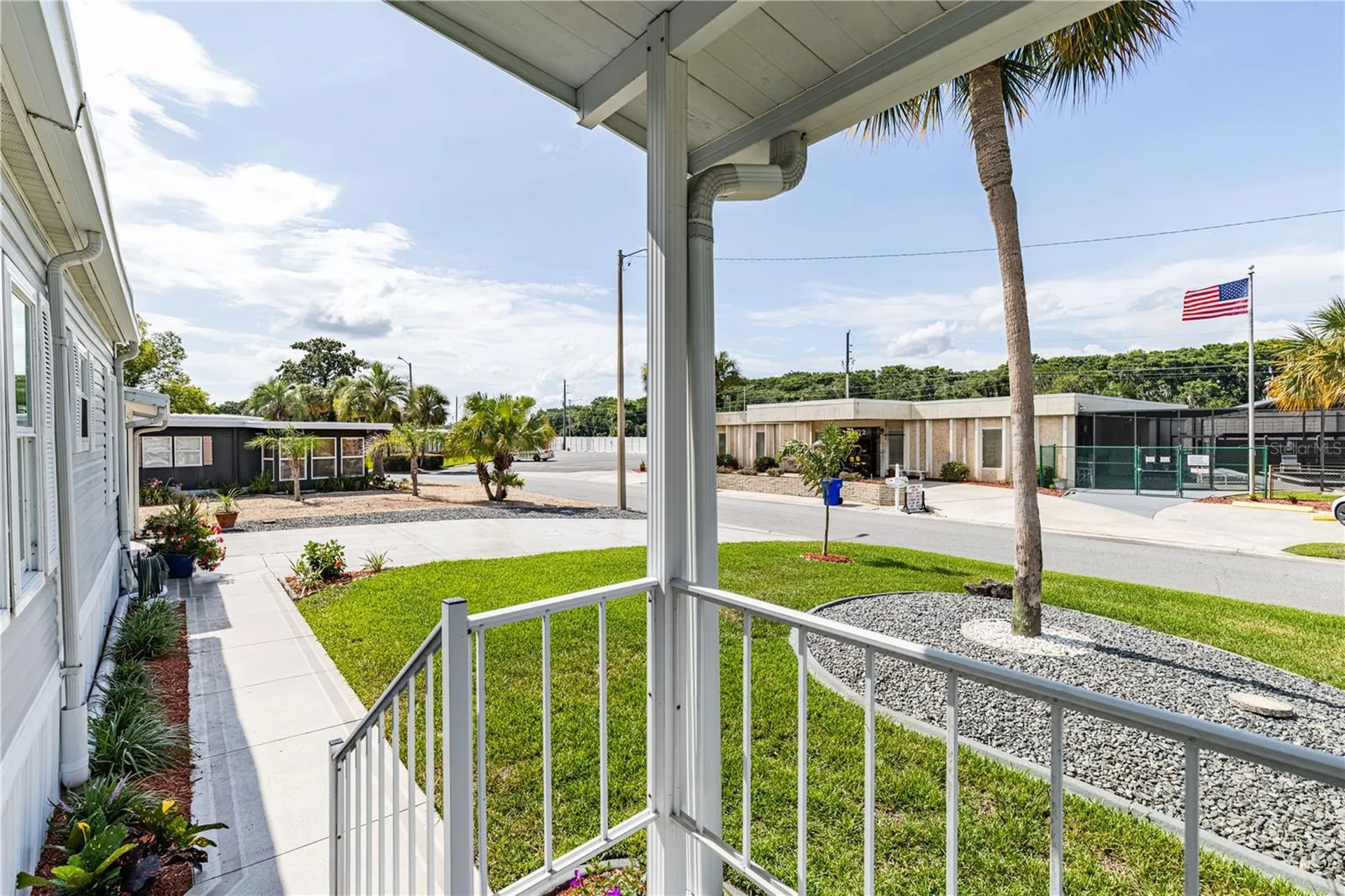 2611 Vindale Road Tavares FL 32778