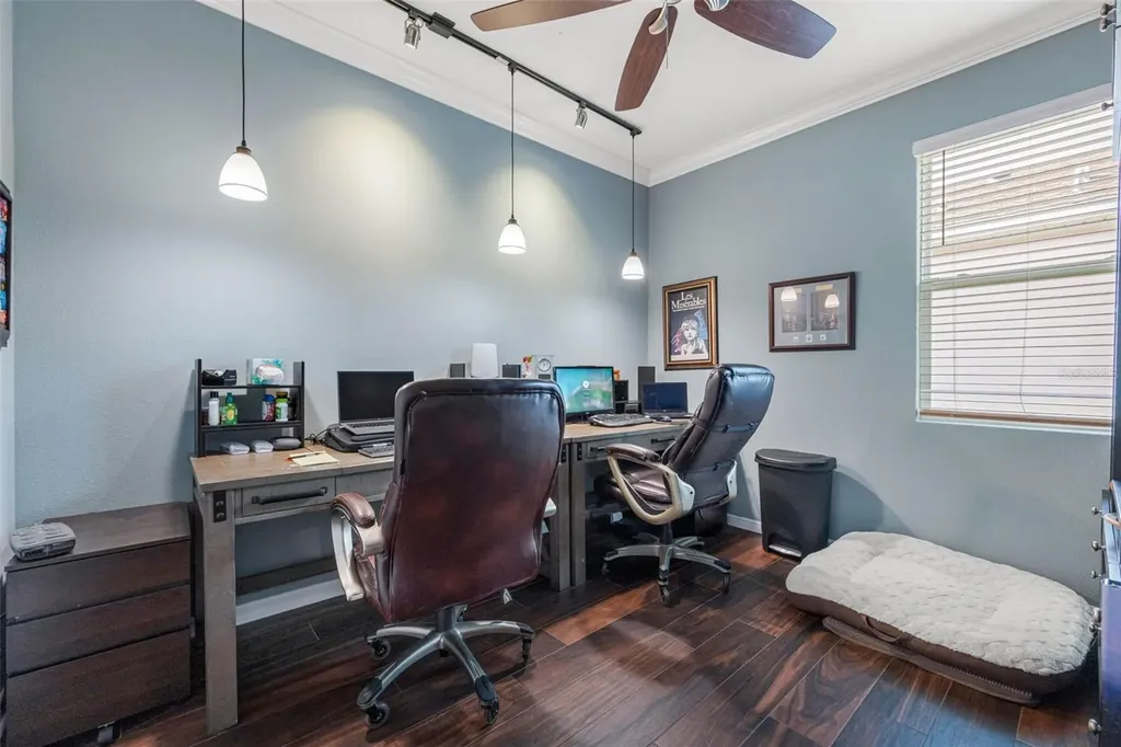 5513 Los Robles Court Palmetto FL 34221