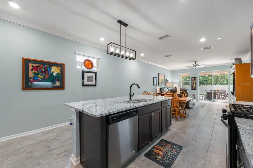 5513 Los Robles Court Palmetto FL 34221