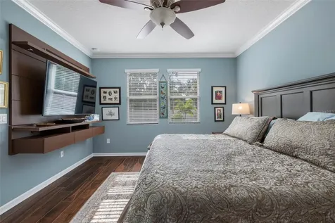 5513 Los Robles Court Palmetto FL 34221
