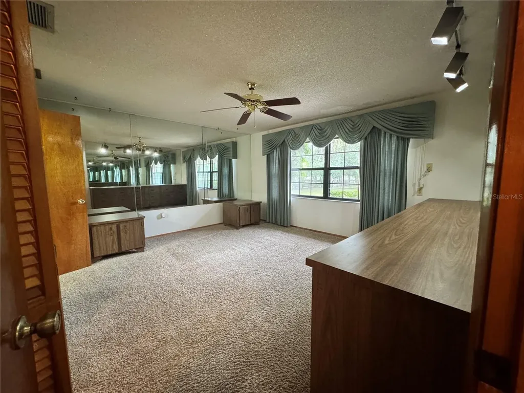 8225 E Highway 25 Belleview FL 34420