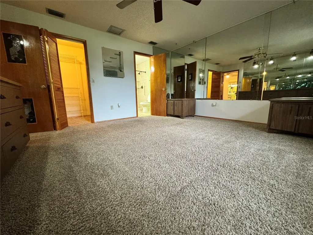 8225 E Highway 25 Belleview FL 34420
