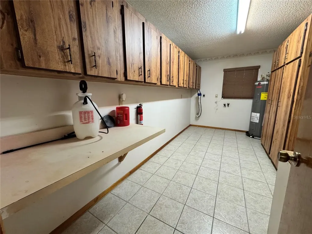 8225 E Highway 25 Belleview FL 34420