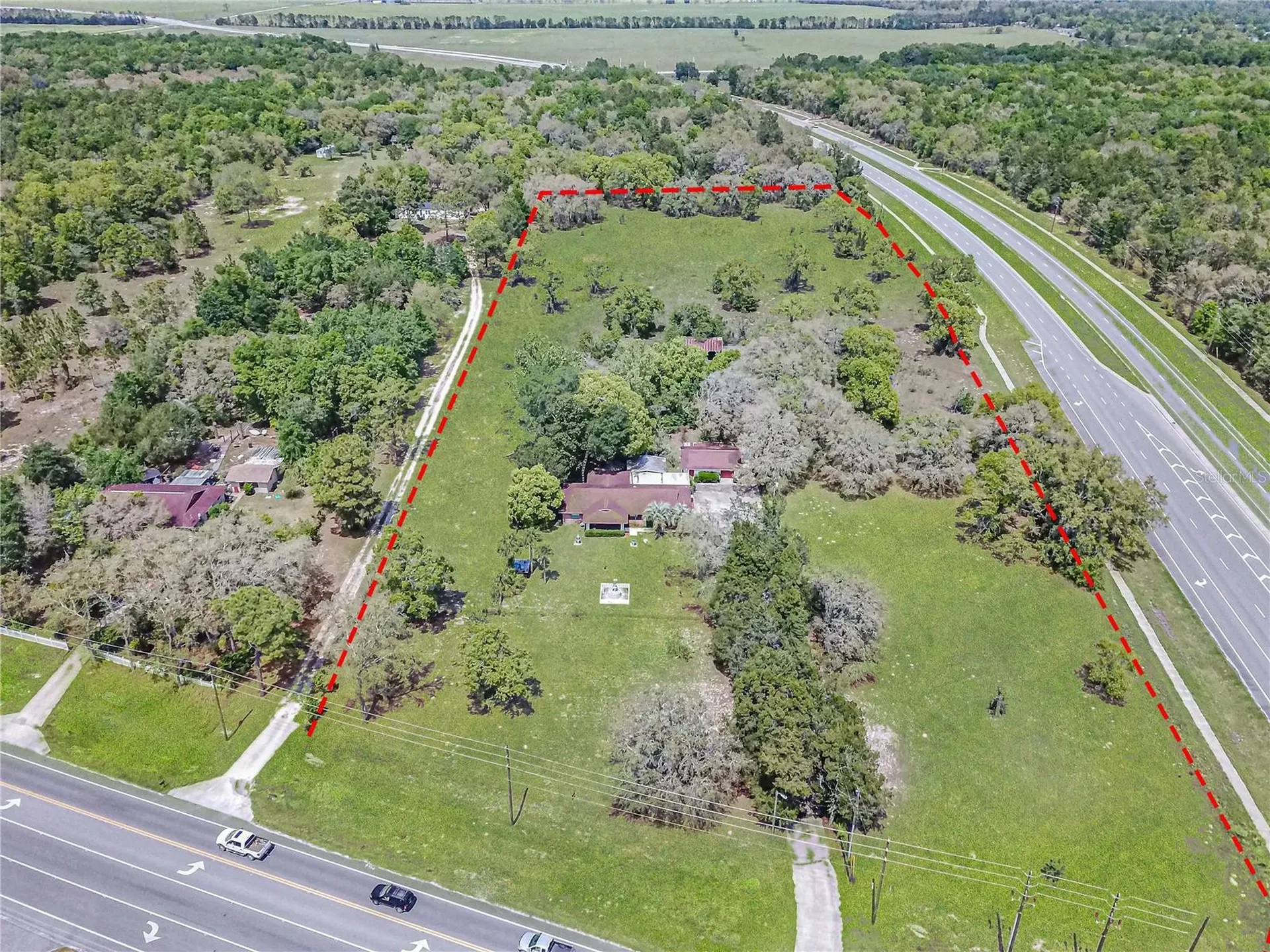 8225 E Highway 25 Belleview FL 34420