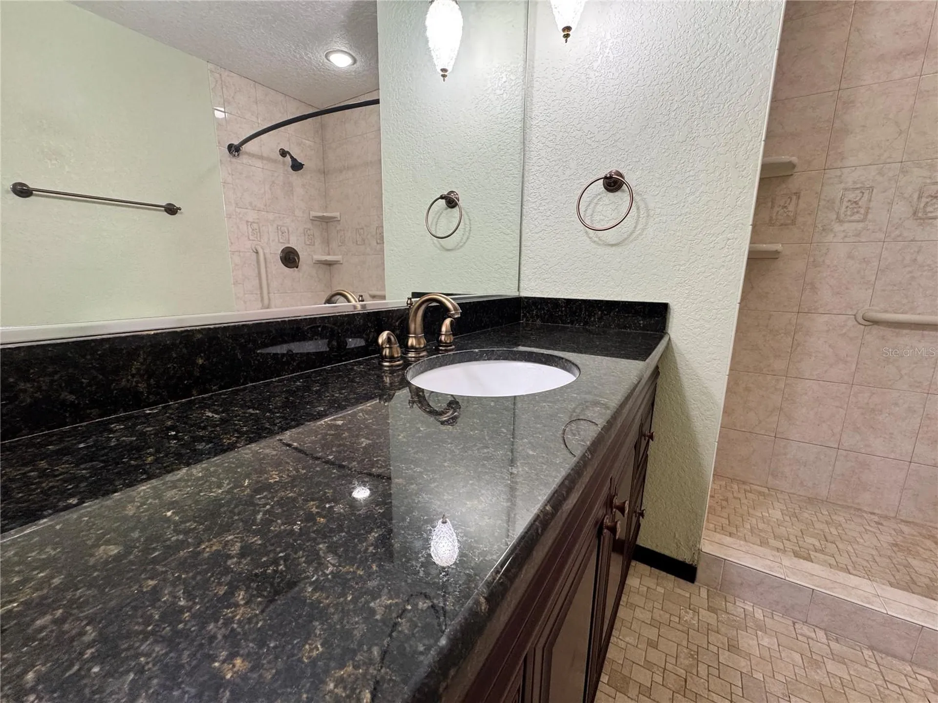 8225 E Highway 25 Belleview FL 34420
