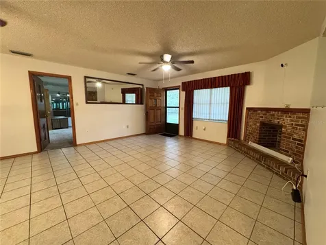 8225 E Highway 25 Belleview FL 34420