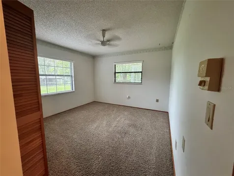 8225 E Highway 25 Belleview FL 34420