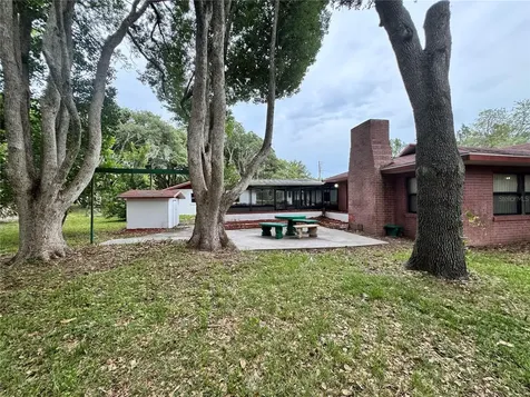 8225 E Highway 25 Belleview FL 34420