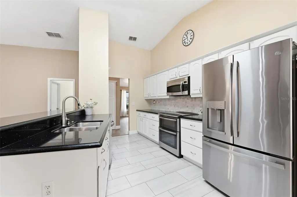 2309 Sweetwater Country Club Place Drive Apopka FL 32712