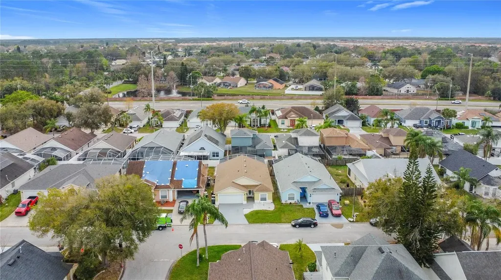 458 Hollinghead Loop Davenport FL 33896