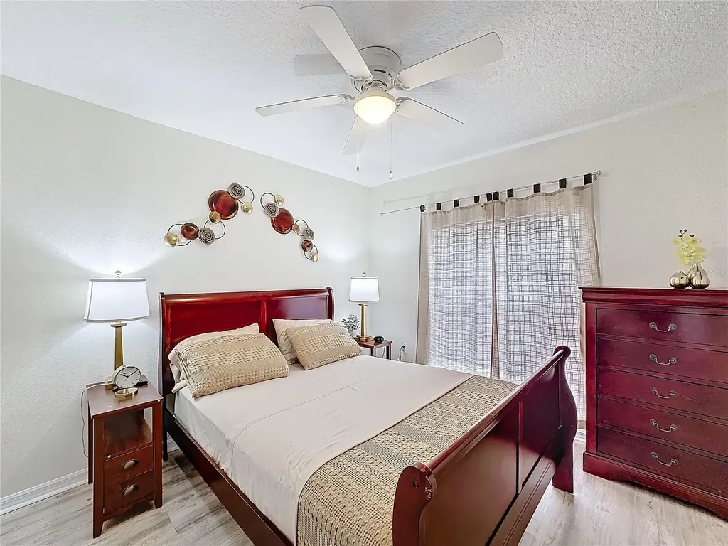 458 Hollinghead Loop Davenport FL 33896