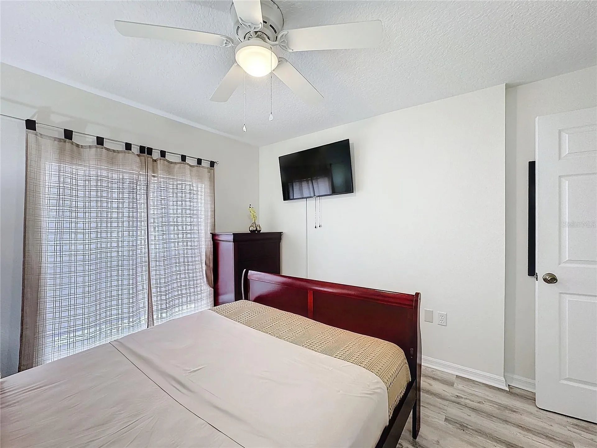458 Hollinghead Loop Davenport FL 33896