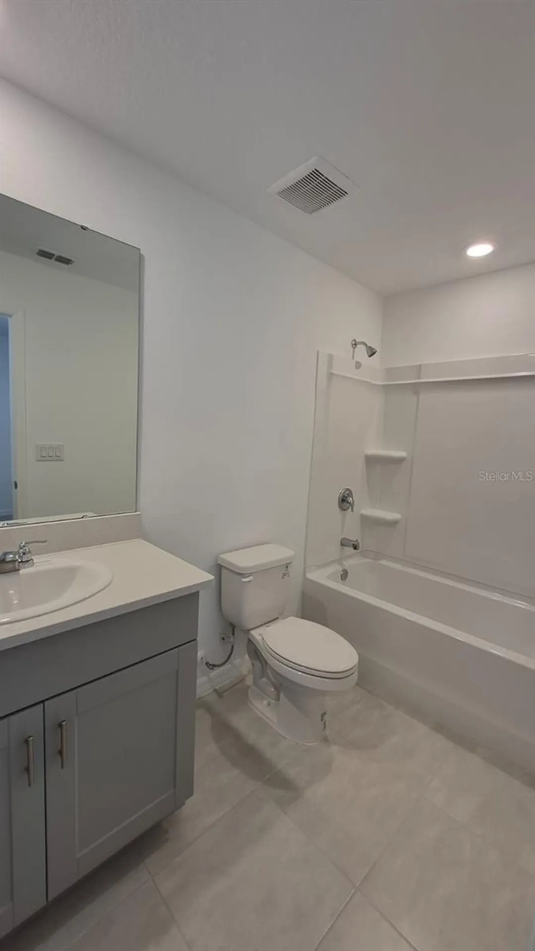 2932 Skyline Loop Kissimmee FL 34758