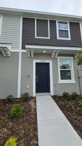 2932 Skyline Loop Kissimmee FL 34758