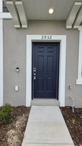 2932 Skyline Loop Kissimmee FL 34758