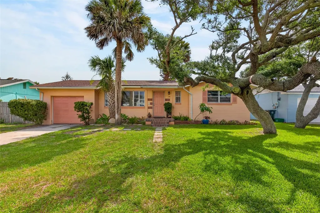 109 Claire Terrace Daytona Beach FL 32118