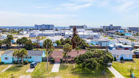 109 Claire Terrace Daytona Beach FL 32118